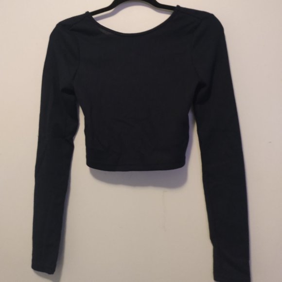Crop Top - Picture 1 of 2